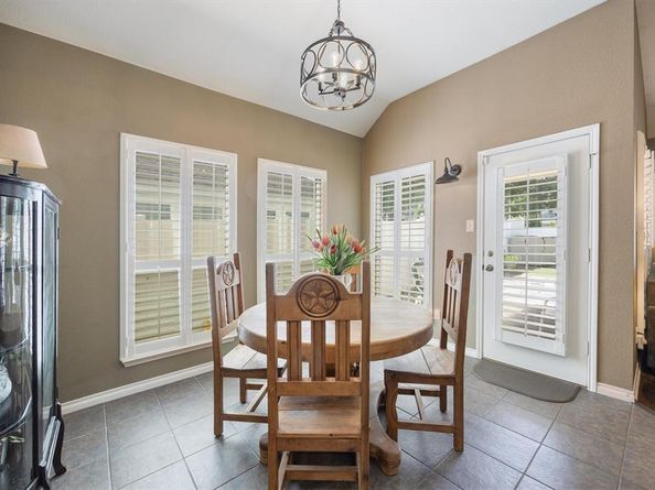 1812  Azalea Drive , Savannah Texas 76227