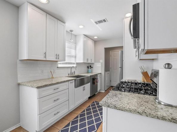 10621  Mapleridge Drive , Dallas Texas 75238