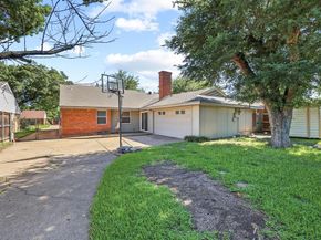 10621  Mapleridge Drive , Dallas Texas 75238
