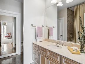 2828  Hood Street  707, Dallas Texas 75219