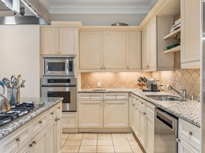 2828  Hood Street  707, Dallas Texas 75219