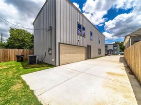 1426  Evans Avenue , Fort Worth Texas 76104