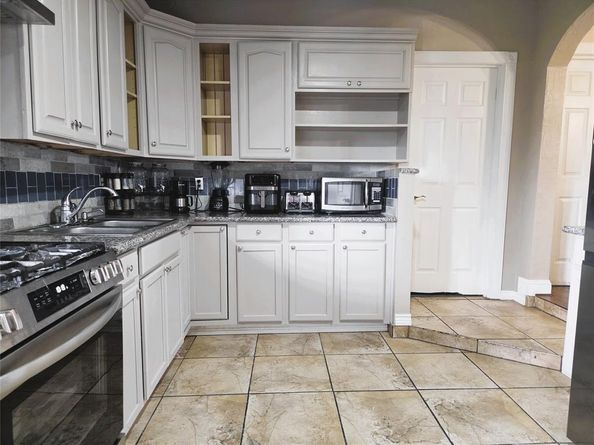 13973  Bee Street , Farmers Branch Texas 75234