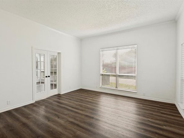 1420  Dudley Drive , Carrollton Texas 75007