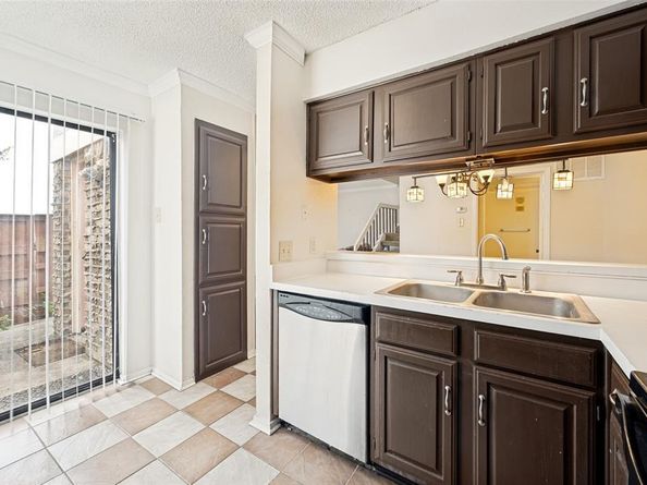 4264  Madera Road  2, Irving Texas 75038