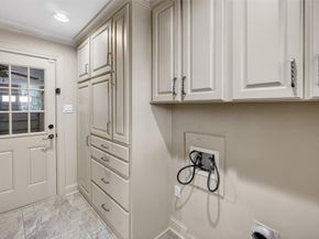 937  Harwood Terrace , Bedford Texas 76021
