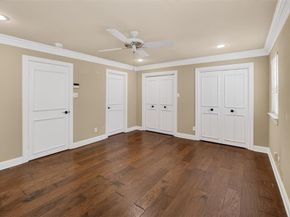 937  Harwood Terrace , Bedford Texas 76021