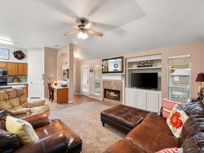 202  Creek Point Lane , Arlington Texas 76002