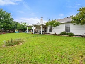 202  Creek Point Lane , Arlington Texas 76002