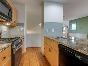 3801  San Jacinto   E, Dallas Texas 75204