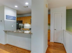 3801  San Jacinto   E, Dallas Texas 75204