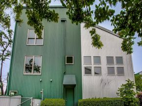 3801  San Jacinto   E, Dallas Texas 75204