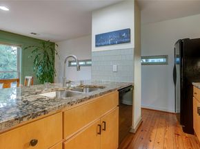 3801  San Jacinto   E, Dallas Texas 75204