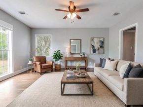 2307  Idaho Avenue , Dallas Texas 75216