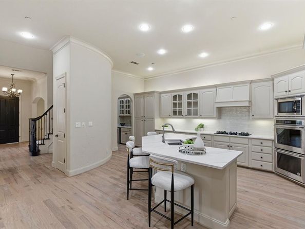 30  Piazza Lane , Colleyville Texas 76034