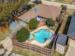 2516  Lawnview Drive , Carrollton Texas 75006