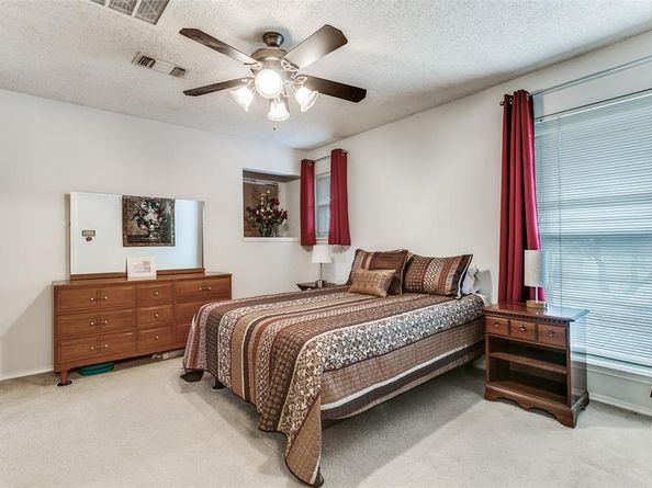 51  Morrow Drive , Bedford Texas 76021