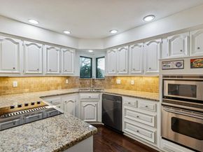 6139  Yellow Rock Trail , Dallas Texas 75248