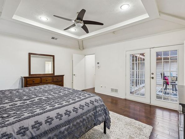 6139  Yellow Rock Trail , Dallas Texas 75248