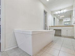 6139  Yellow Rock Trail , Dallas Texas 75248