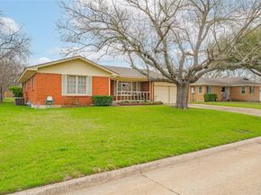 1206  Usher Street , Benbrook Texas 76126