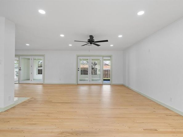 662  Fox Avenue , Lewisville Texas 75057