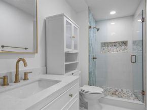 662  Fox Avenue , Lewisville Texas 75057