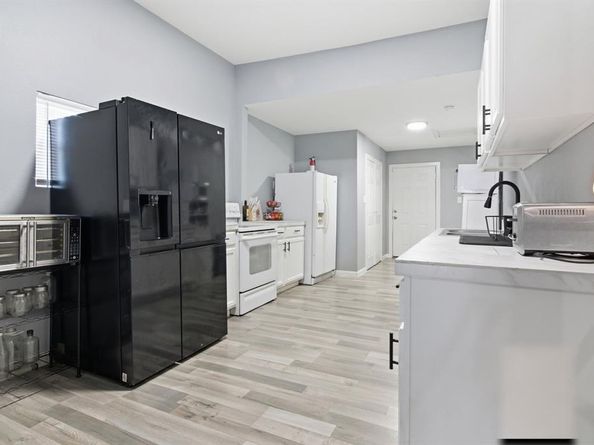 2421  Langston Street , Fort Worth Texas 76105