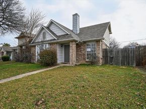 6611  Olivewood Drive , Arlington Texas 76001