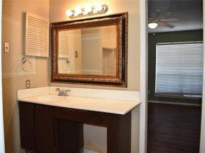 5981  Arapaho Road  603, Dallas Texas 75248