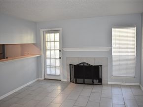 5981  Arapaho Road  603, Dallas Texas 75248