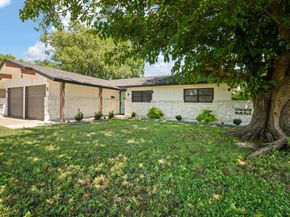 600  Meadowcrest Drive , Crowley Texas 76036