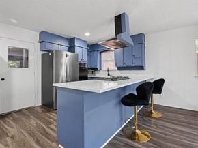 600  Meadowcrest Drive , Crowley Texas 76036