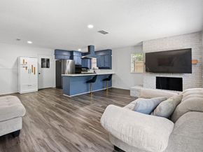 600  Meadowcrest Drive , Crowley Texas 76036