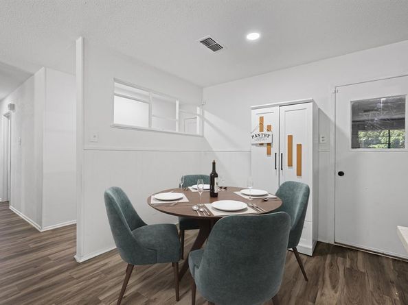 600  Meadowcrest Drive , Crowley Texas 76036