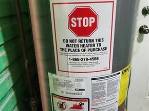 301 N Hampton Street , Fort Worth Texas 76102