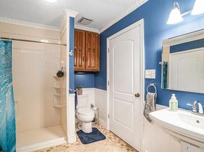 2715  Lincoln Drive , Arlington Texas 76006