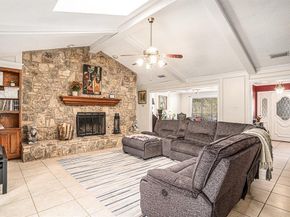 2715  Lincoln Drive , Arlington Texas 76006