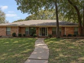 2715  Lincoln Drive , Arlington Texas 76006