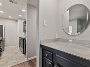 8601  Park Lane  323, Dallas Texas 75231