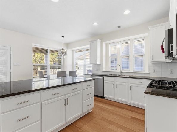 1410  Carriage Lane , Savannah Texas 76227