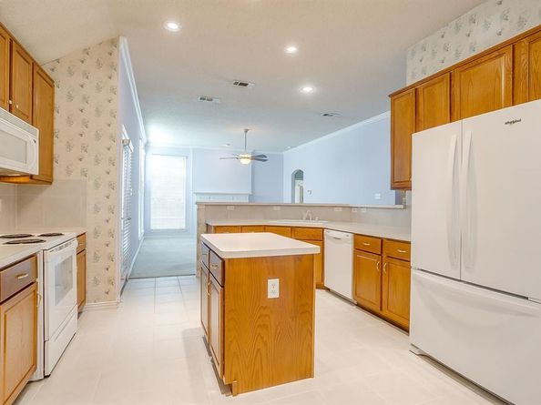 8105  Hosta Way , Fort Worth Texas 76123