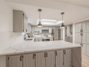 6514  Aires Drive , Arlington Texas 76001