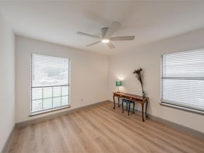 6514  Aires Drive , Arlington Texas 76001