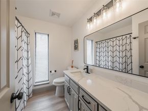 6514  Aires Drive , Arlington Texas 76001