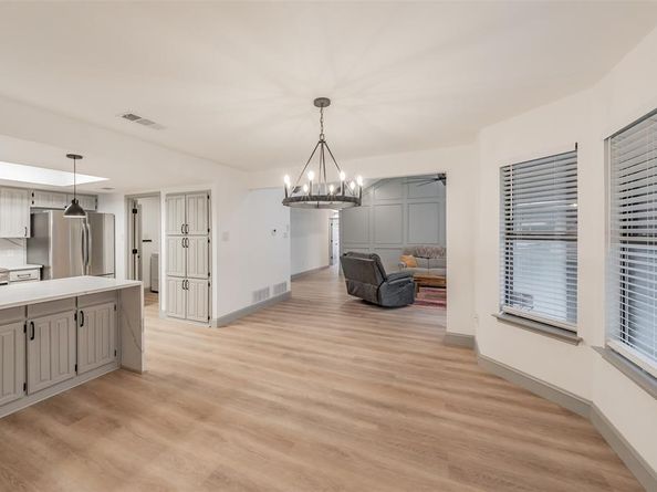 6514  Aires Drive , Arlington Texas 76001