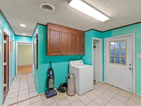 2617  Loraine Street , Fort Worth Texas 76106