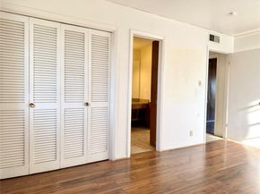 1102 N Edwards Court , Irving Texas 75062