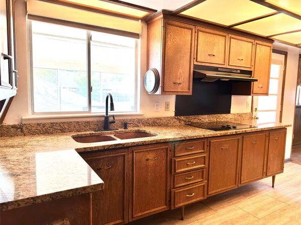 1102 N Edwards Court , Irving Texas 75062