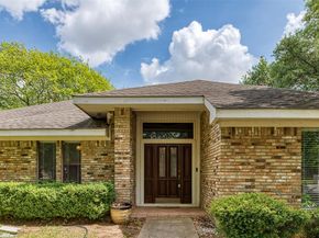 6851  Shorecrest Court , Fort Worth Texas 76132